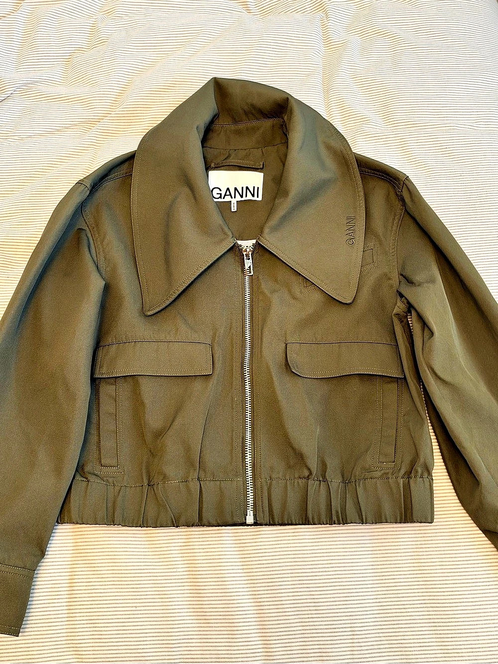 GANNI Heavy Twill Wide Collar Short Jacket Green Small